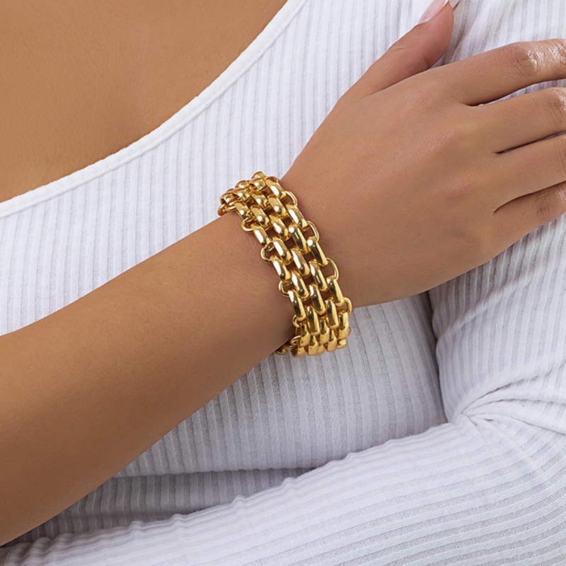 Wide Flat Chain Bracelet