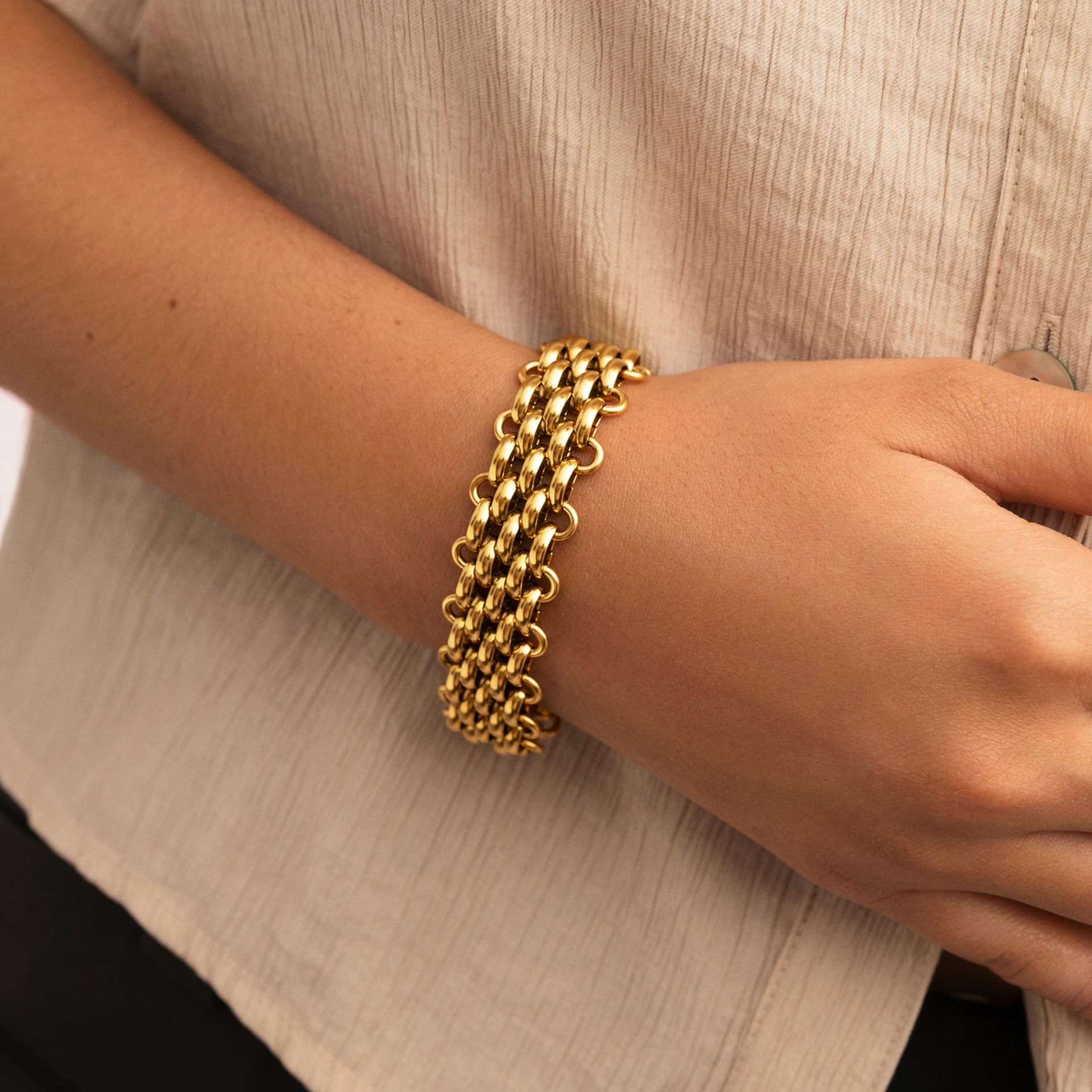 Wide Flat Chain Bracelet